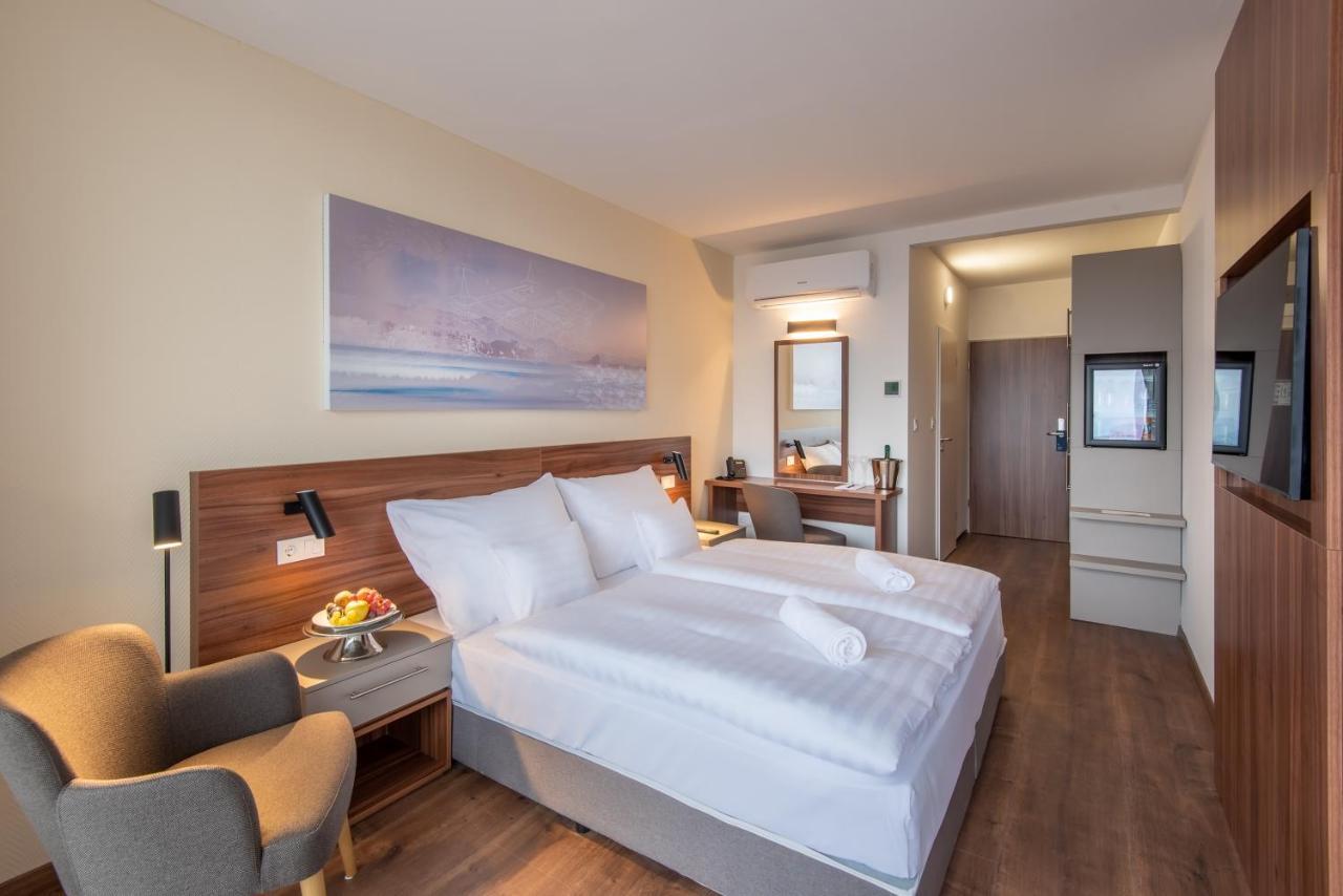 Hunguest Hotel Panorama ヘーヴィーズ エクステリア 写真