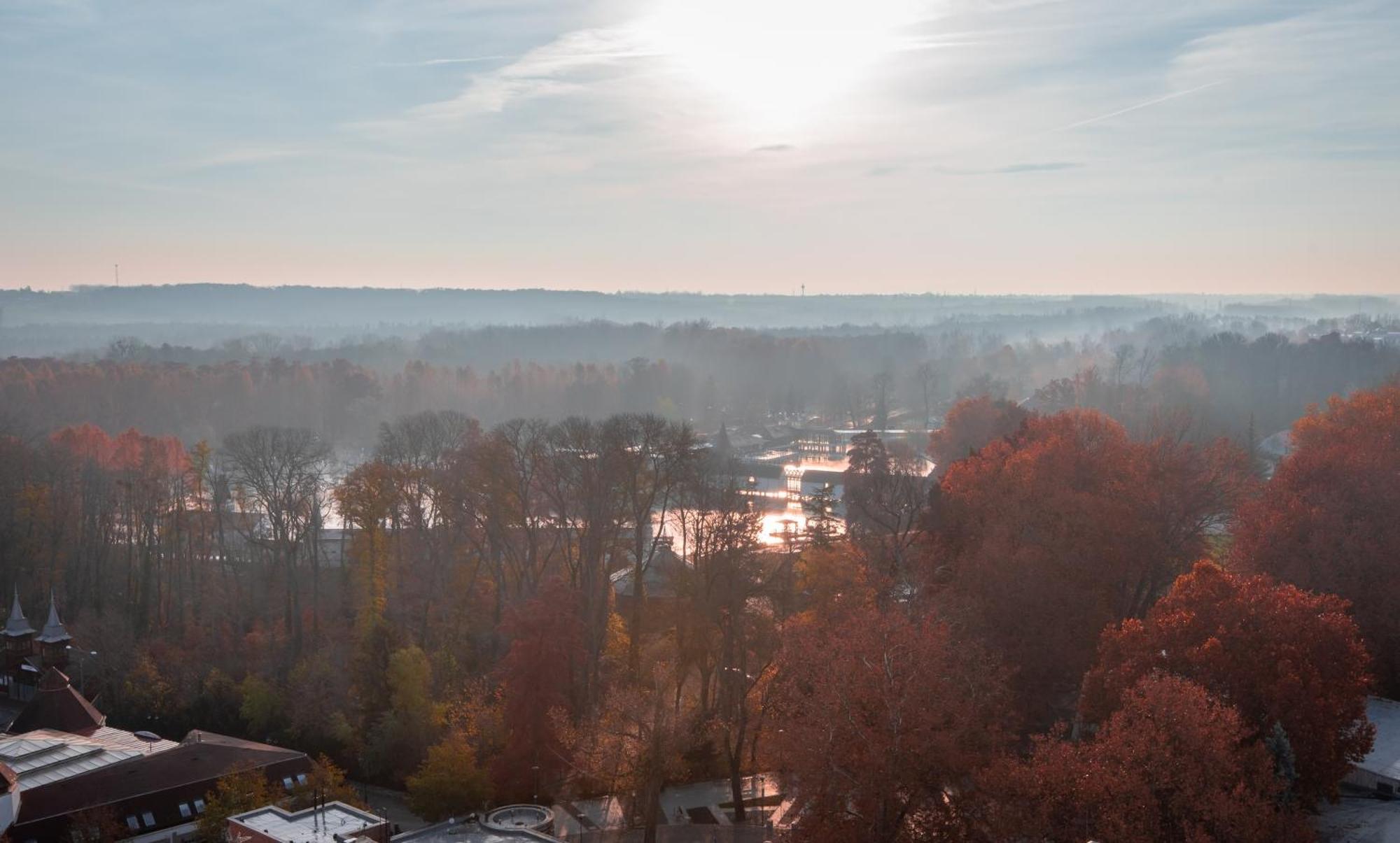Hunguest Hotel Panorama ヘーヴィーズ エクステリア 写真