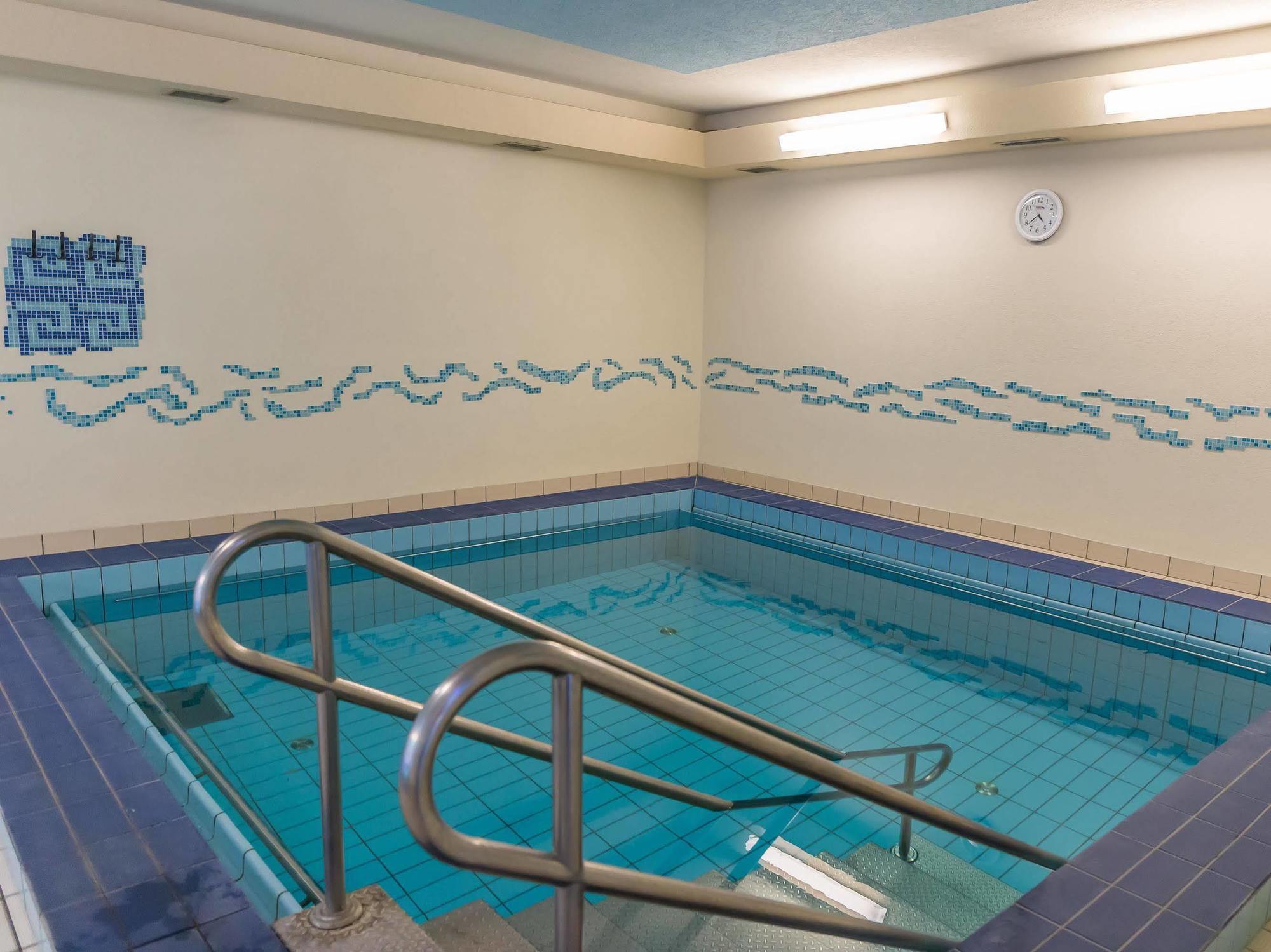 Hunguest Hotel Panorama ヘーヴィーズ エクステリア 写真